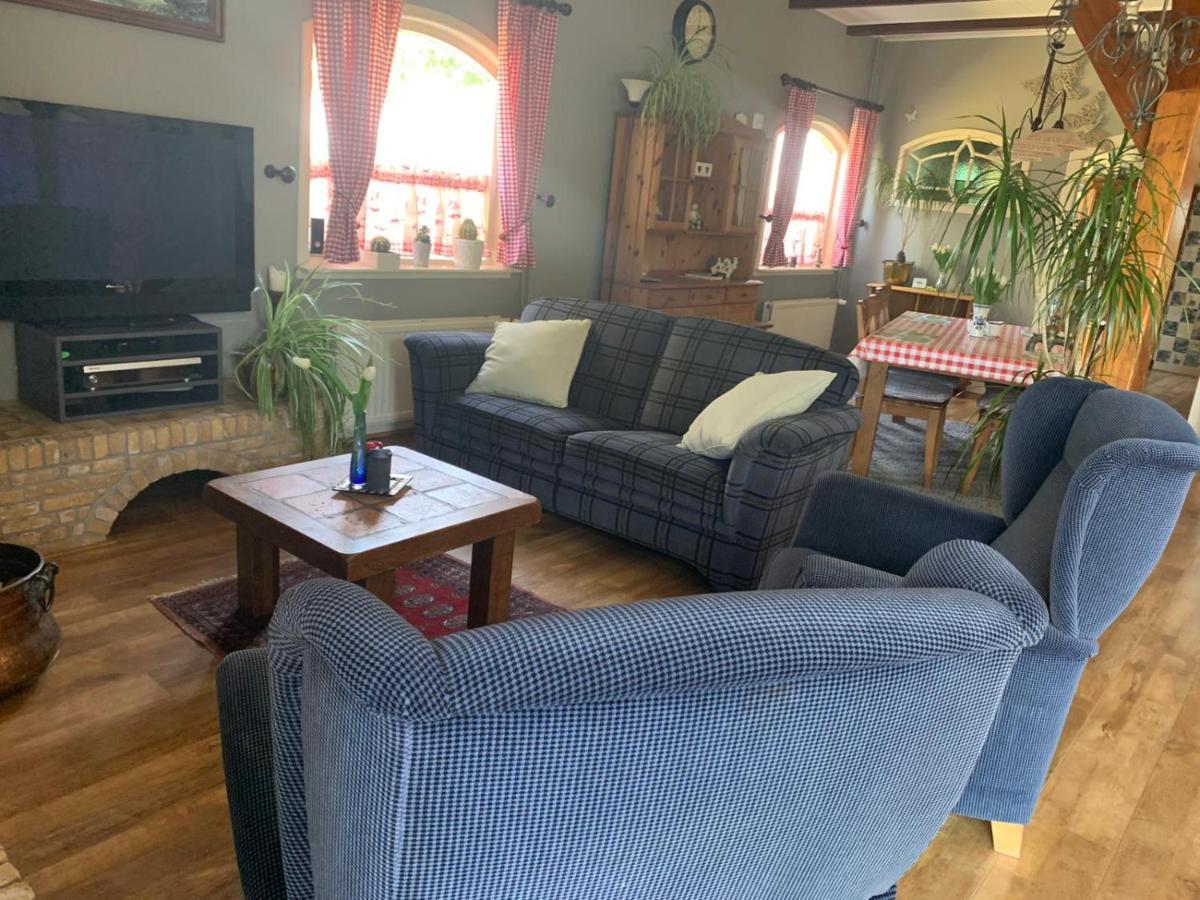 B&B De Kaagse Koe Huigsloot Bagian luar foto
